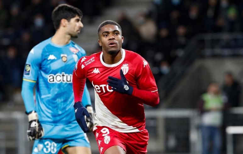 息中对他的 息中对他的