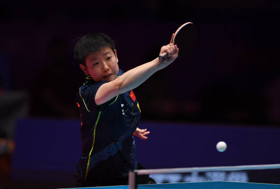 功得益于其 功得益于其