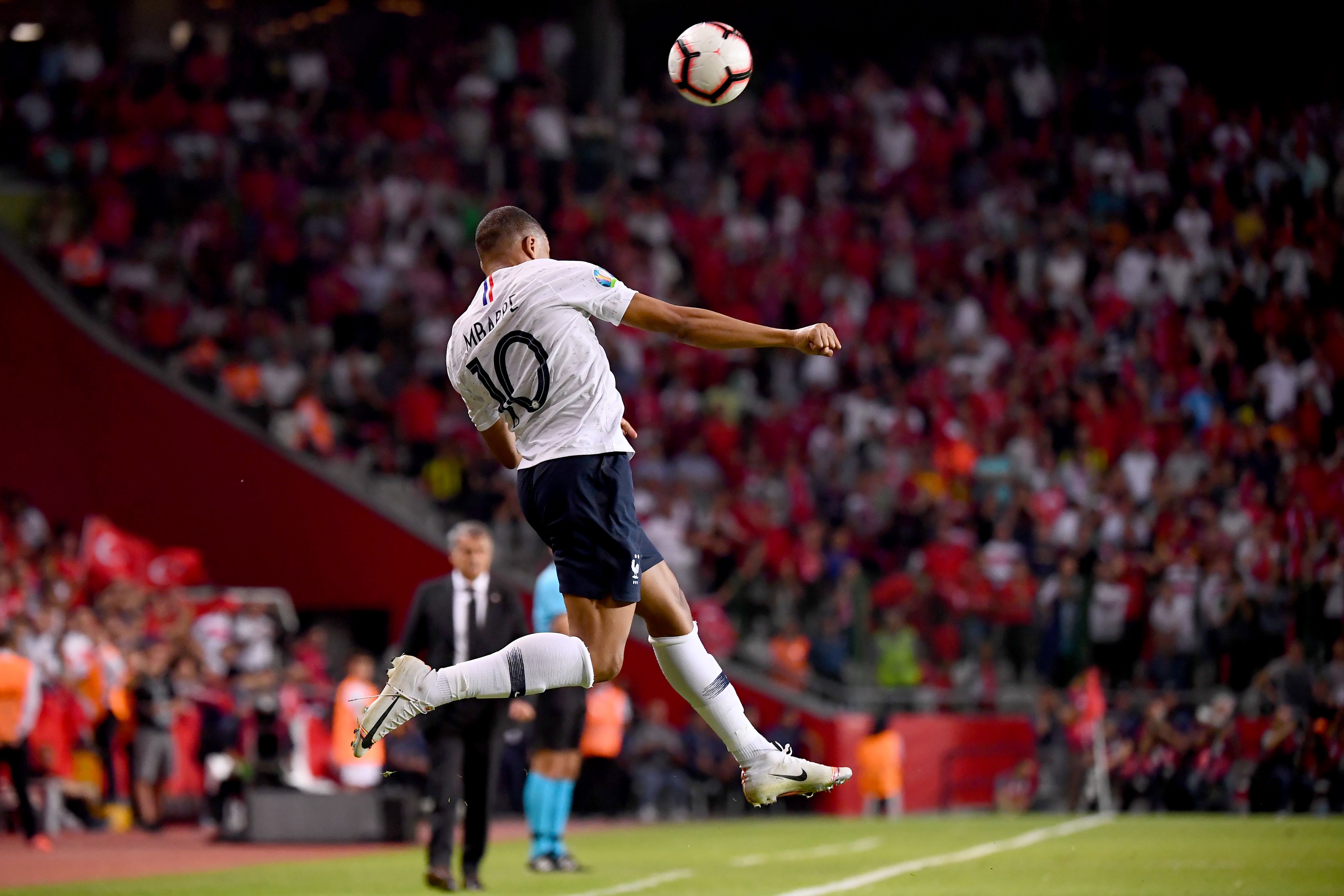 他所承担的 他所承担的