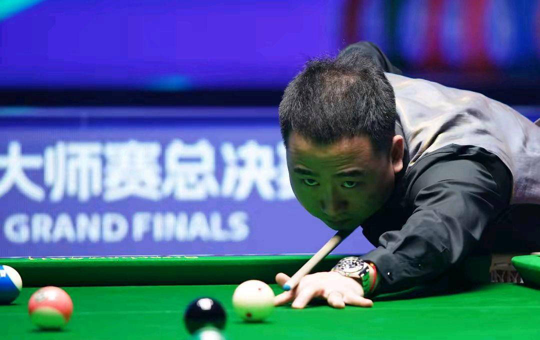 表现出色 表现出色