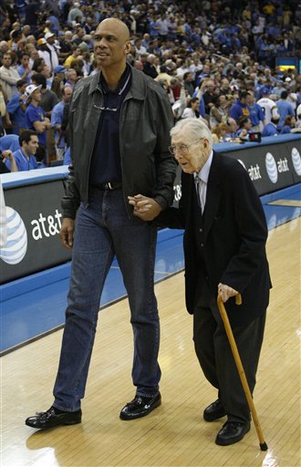 板凳单位的 板凳单位的